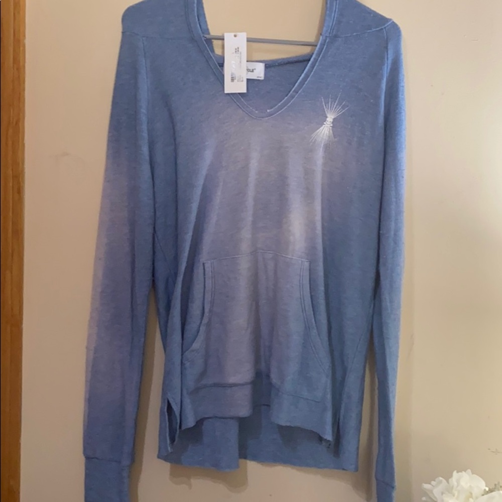 Soulcycle chambray wash sweatshirt w/hoodie blue